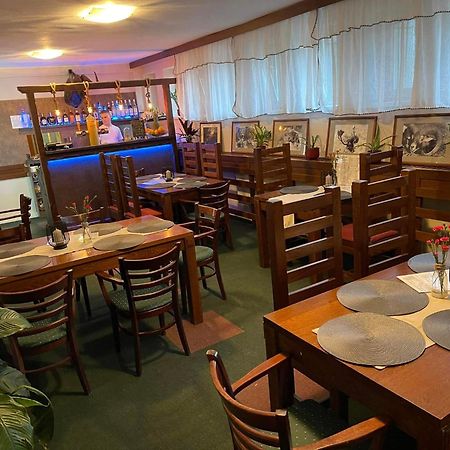 Polovny Dom Hotel Jolsva Kültér fotó