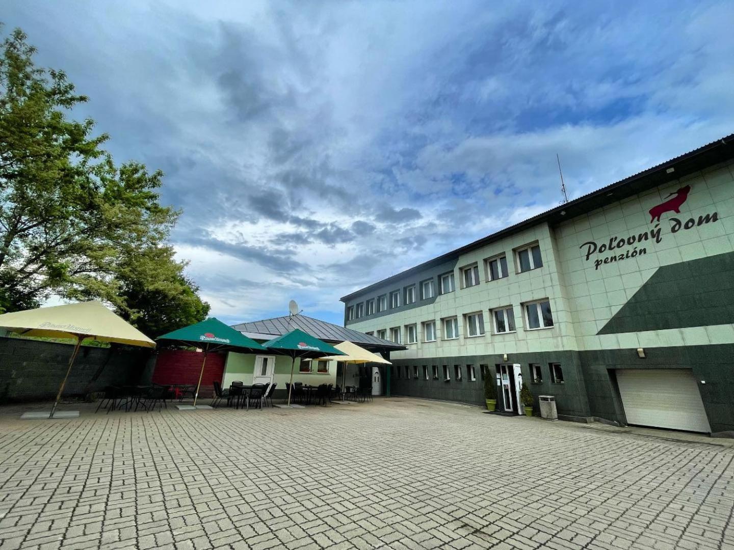 Polovny Dom Hotel Jolsva Kültér fotó